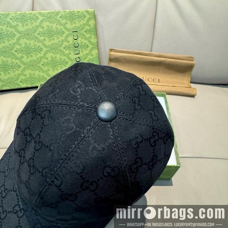 Gucci Hat dx157