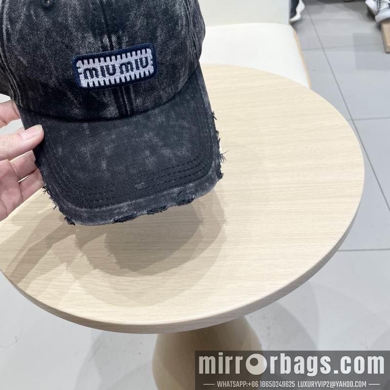 Miumiu Hat 040201
