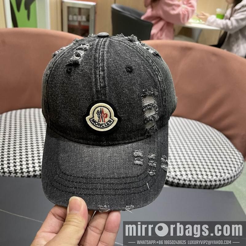 Moncler Hat 041404