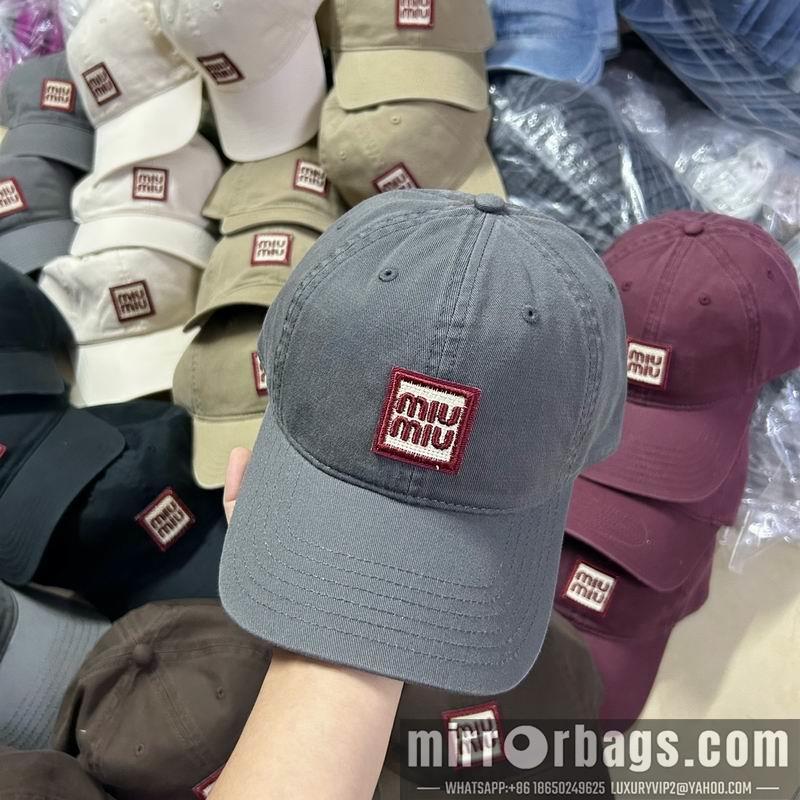 Miumiu Hat dx71