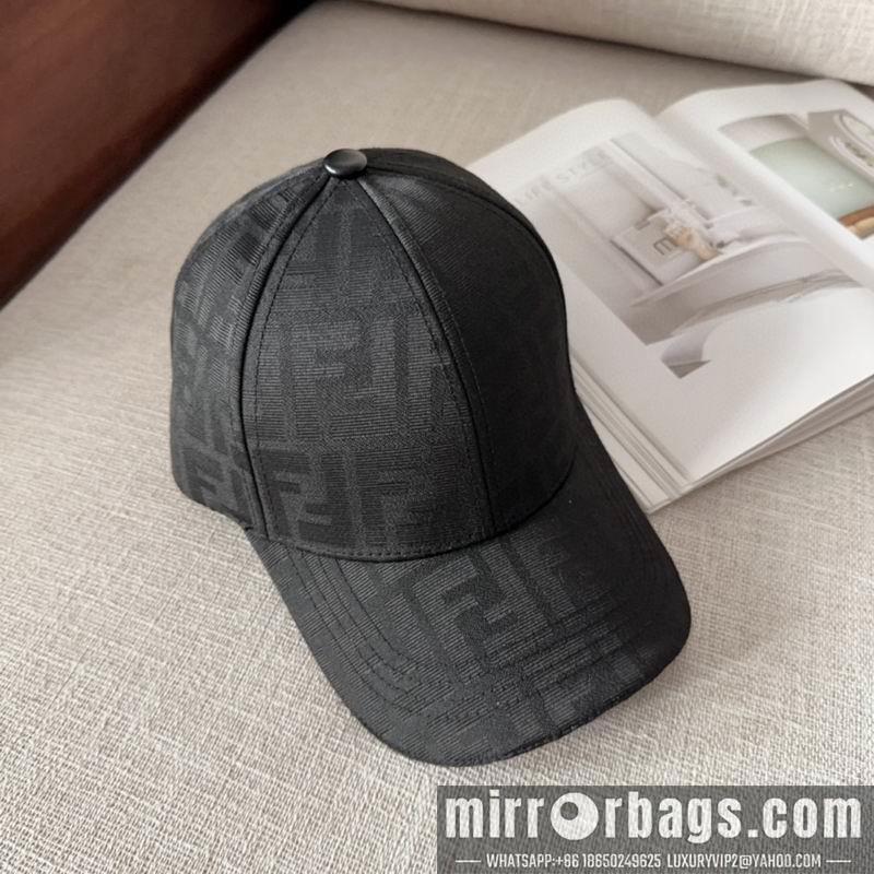 Fendi Hat dx69