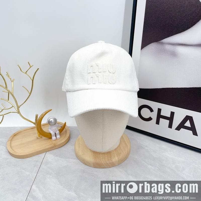Miumiu Hat dx34