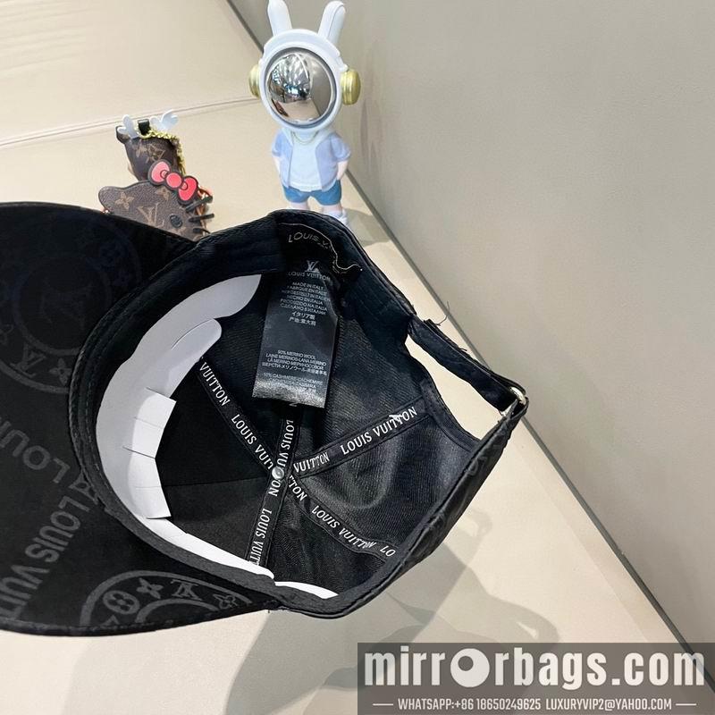 LV Hat 081401