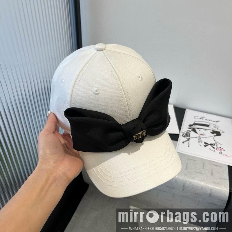 Miumiu Hat dx05