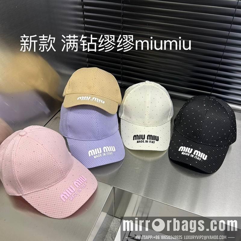Miumiu Hat dx01