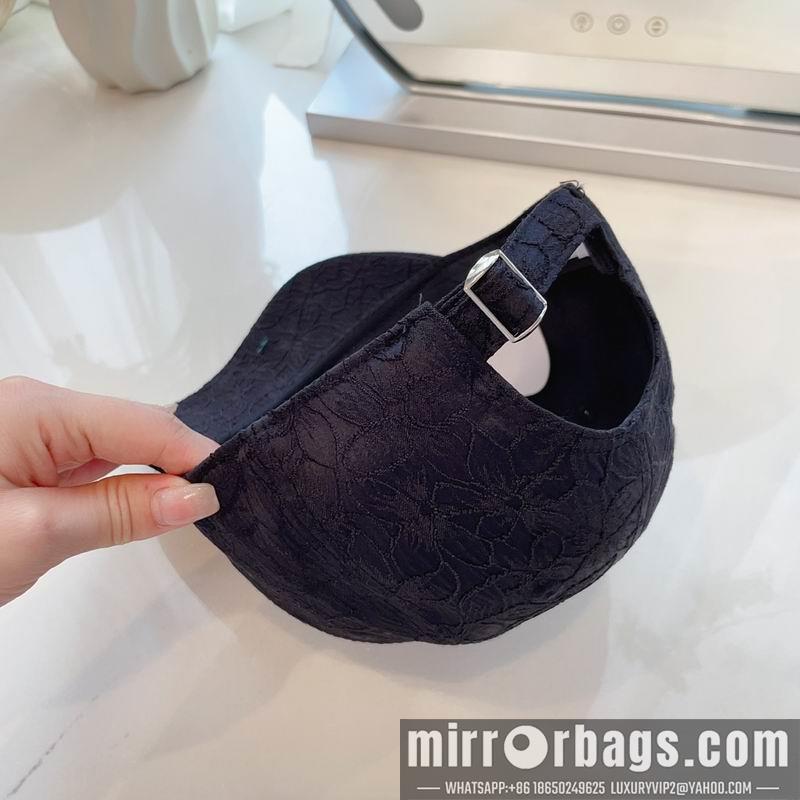 Dior Hat dx32