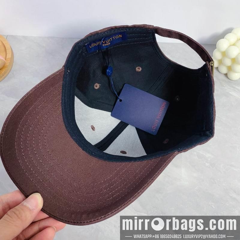 LV Hat dx39