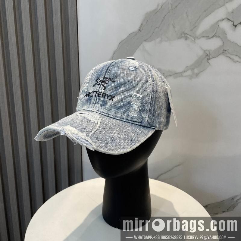 Arcteryx Hat dx18