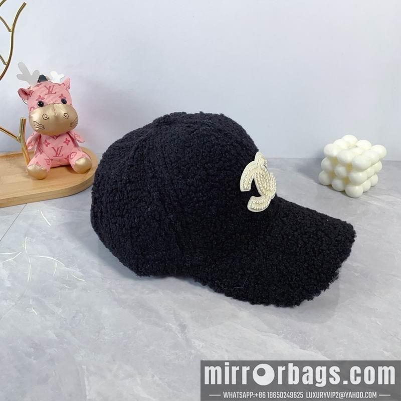 Chanel Hat dx45