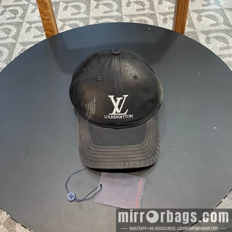 LV Hat 020802