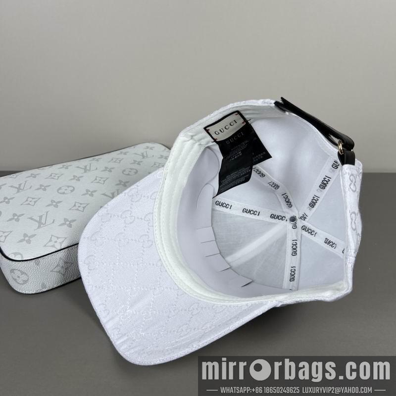 Gucci Hat dx38