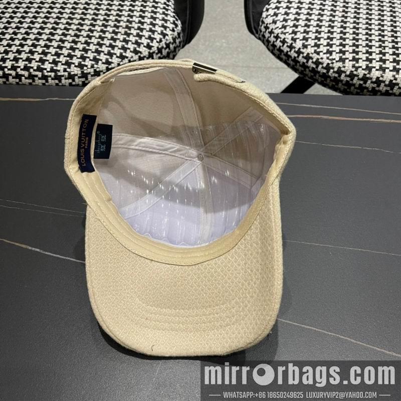 LV Hat 010701