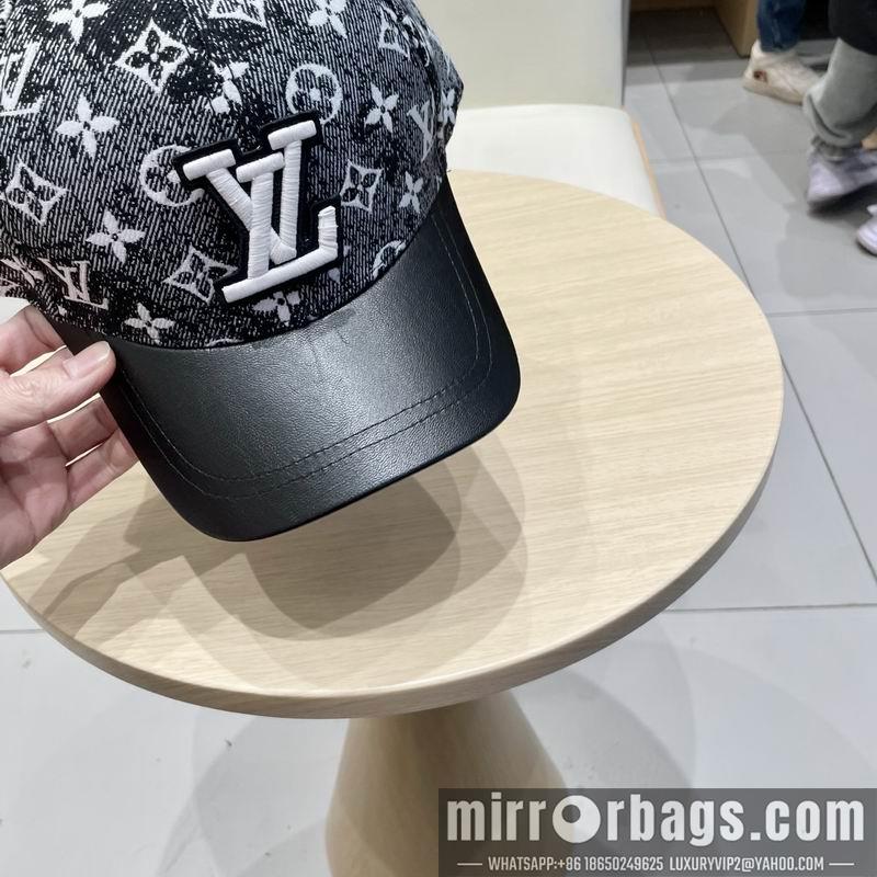 LV Hat 040202