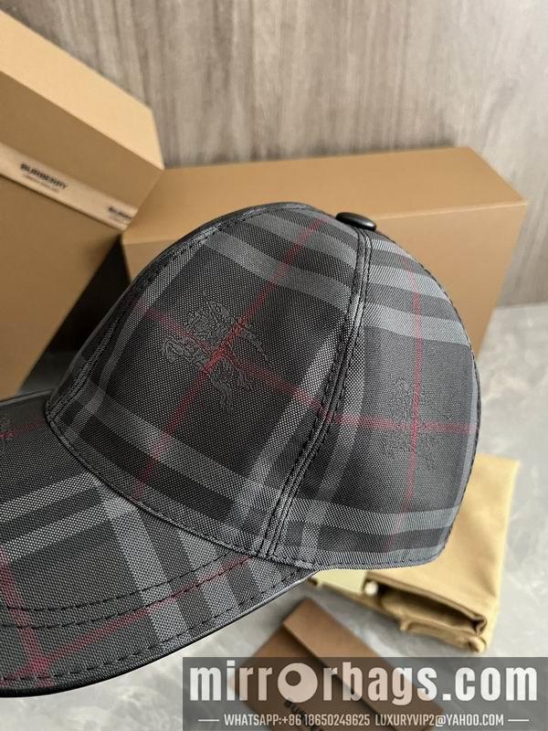 Burberry Hat dx39