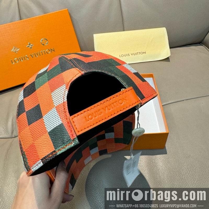 LV Hat dx125