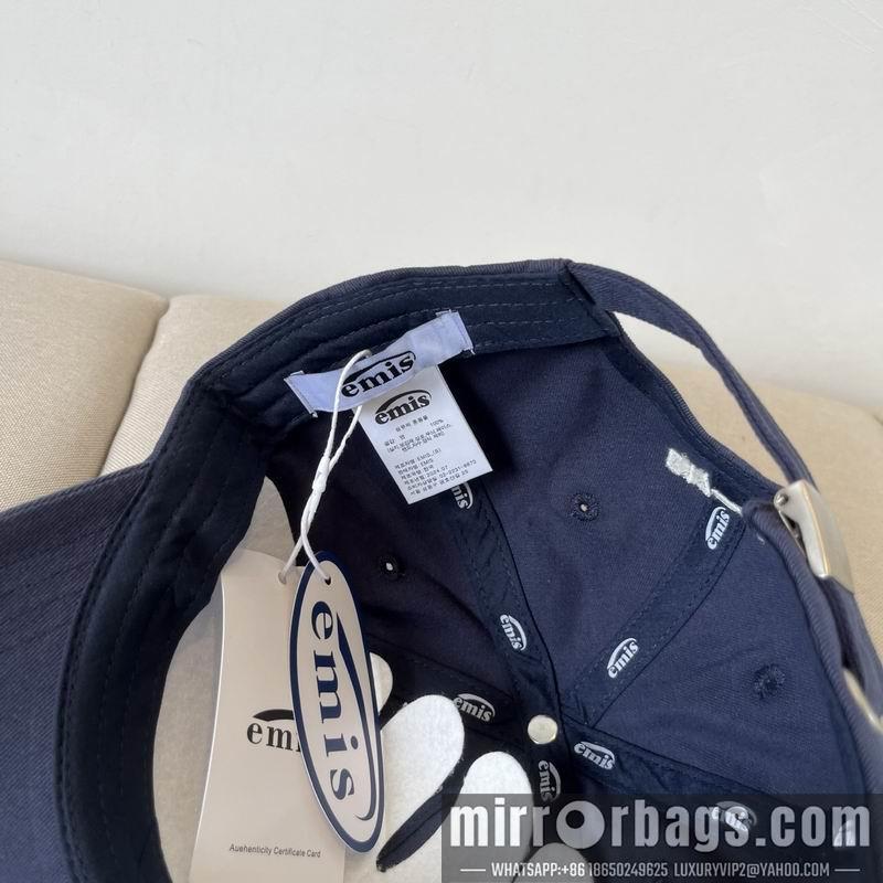 Emis Hat dx07