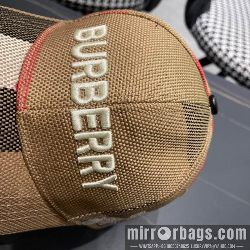 Burberry Hat 021002