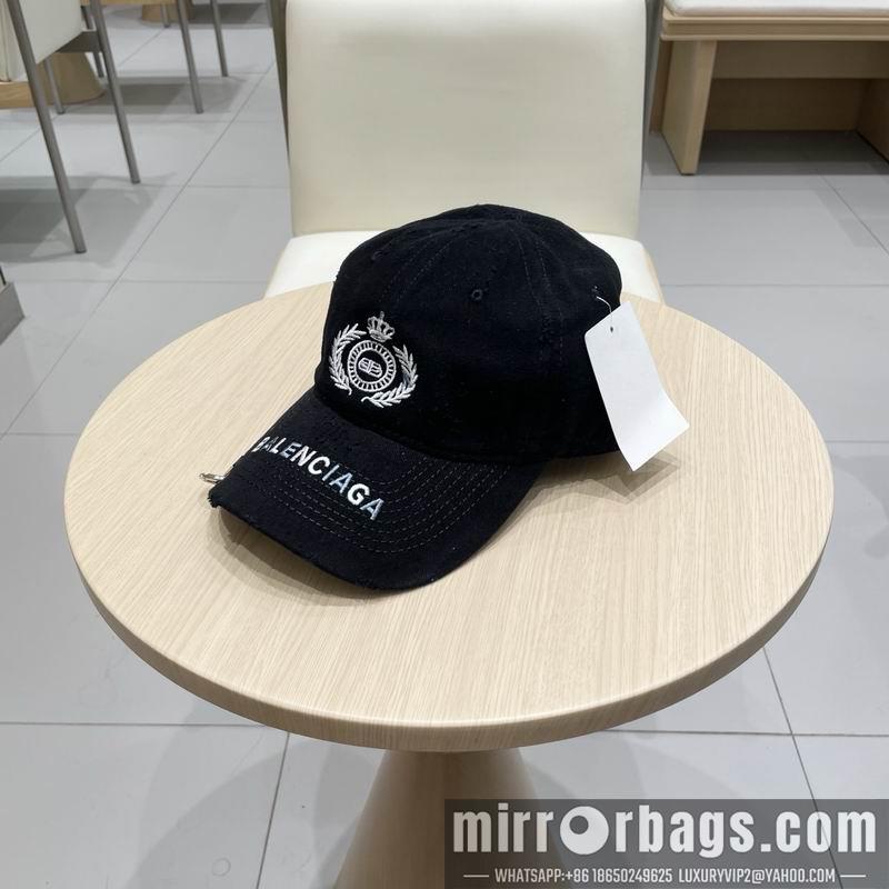 Balenciaga Hat 032001