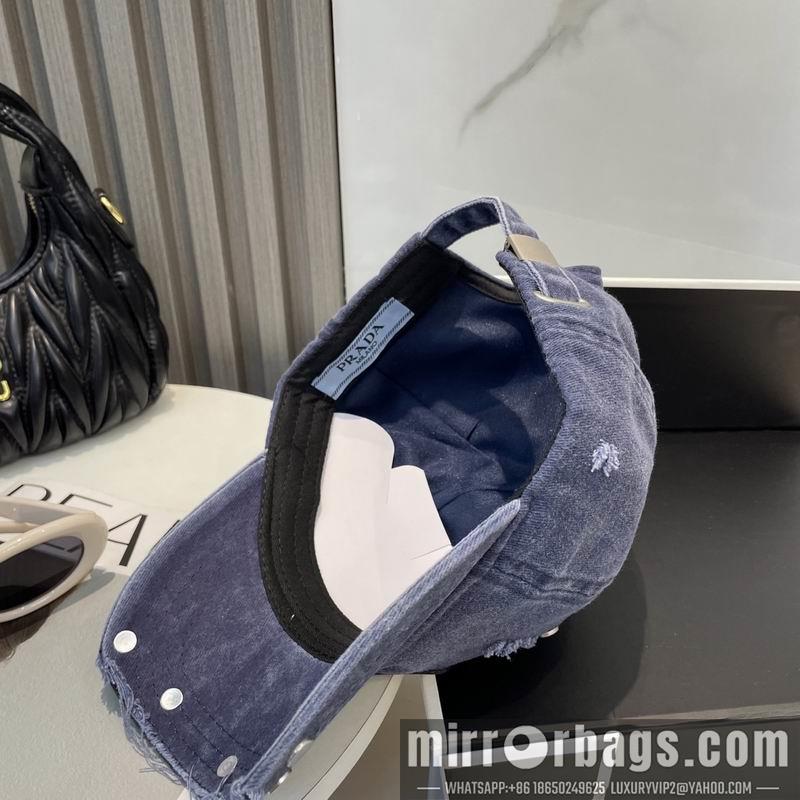 Prada Hat 040202