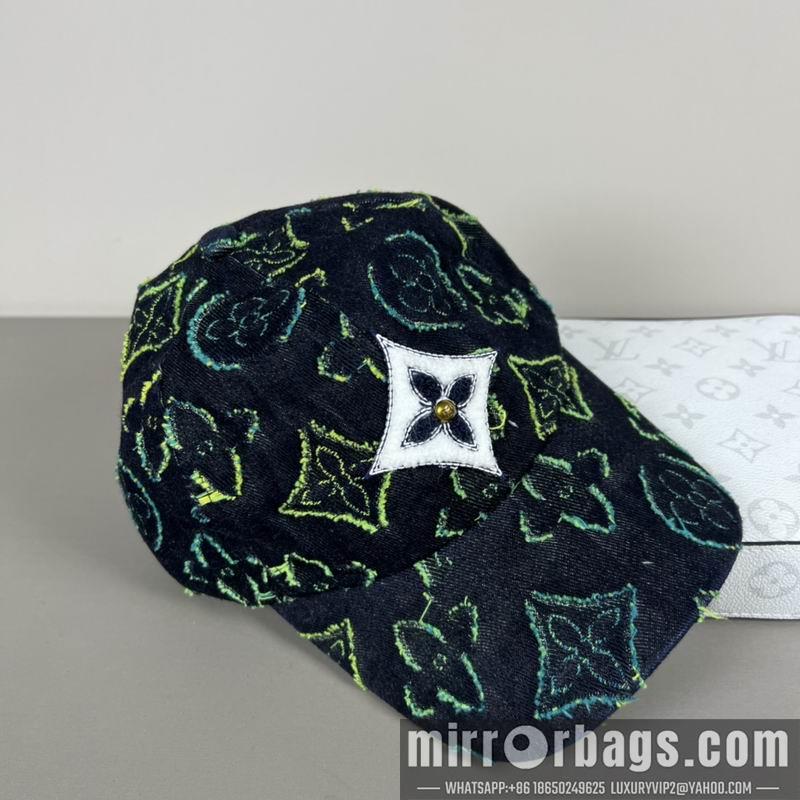 LV Hat dx24