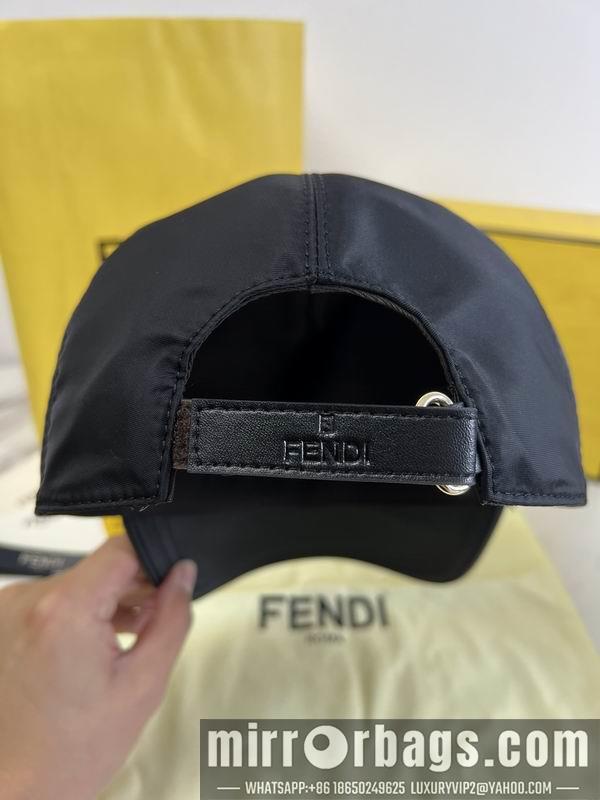 Fendi Hat dx04