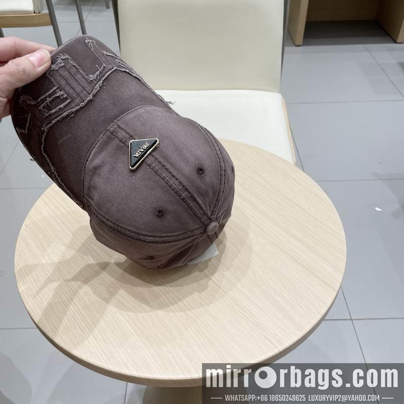 Prada Hat 021002