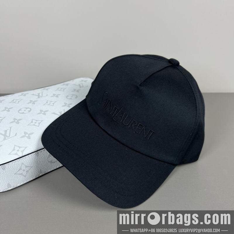 YSL Hat dx37