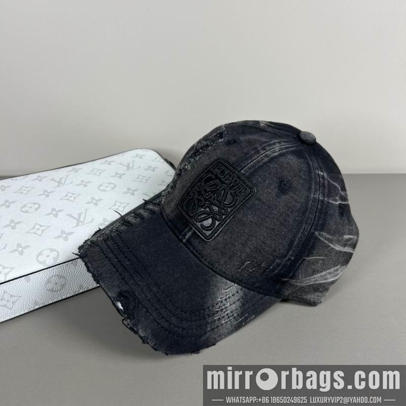 Loewe Hat dx42