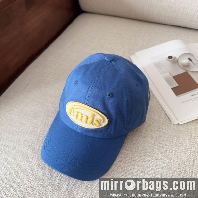 Emis Hat dx01