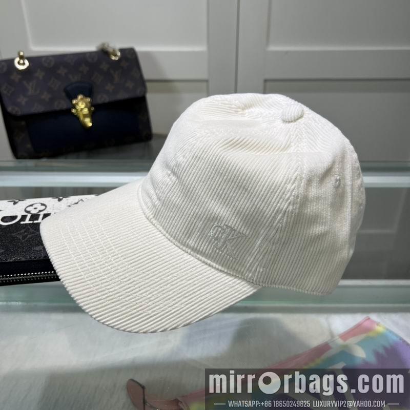 CK Hat dx26