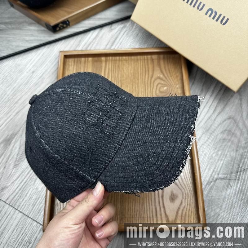 Miumiu Hat dx63