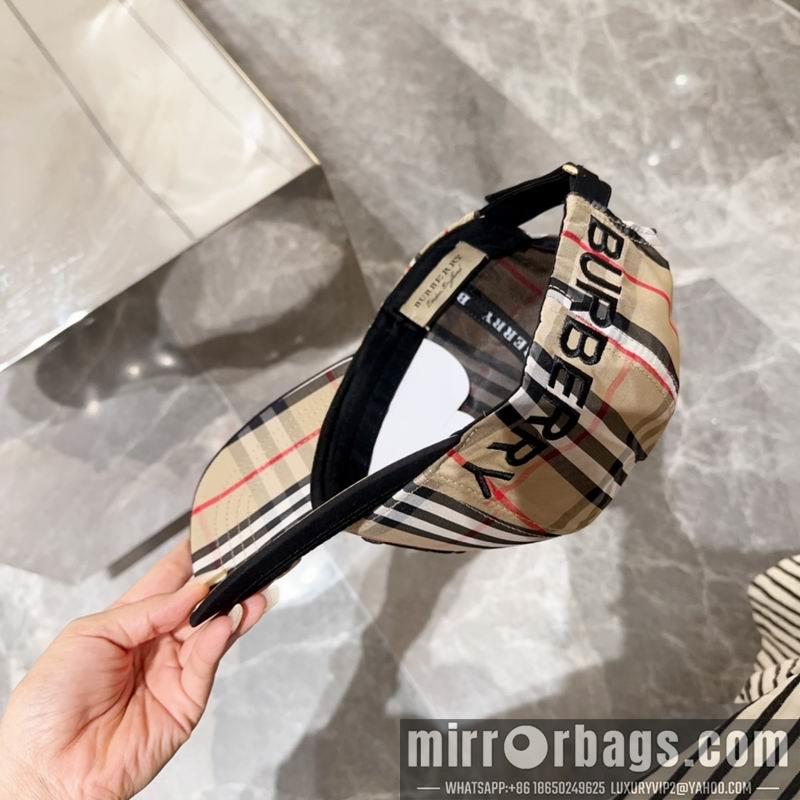 Burberry Hat dx49