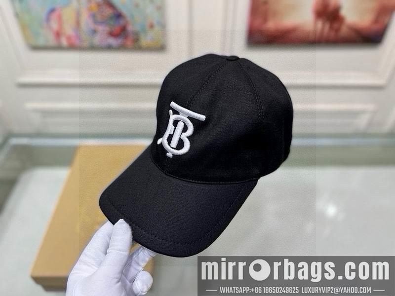 Burberry Hat 083001