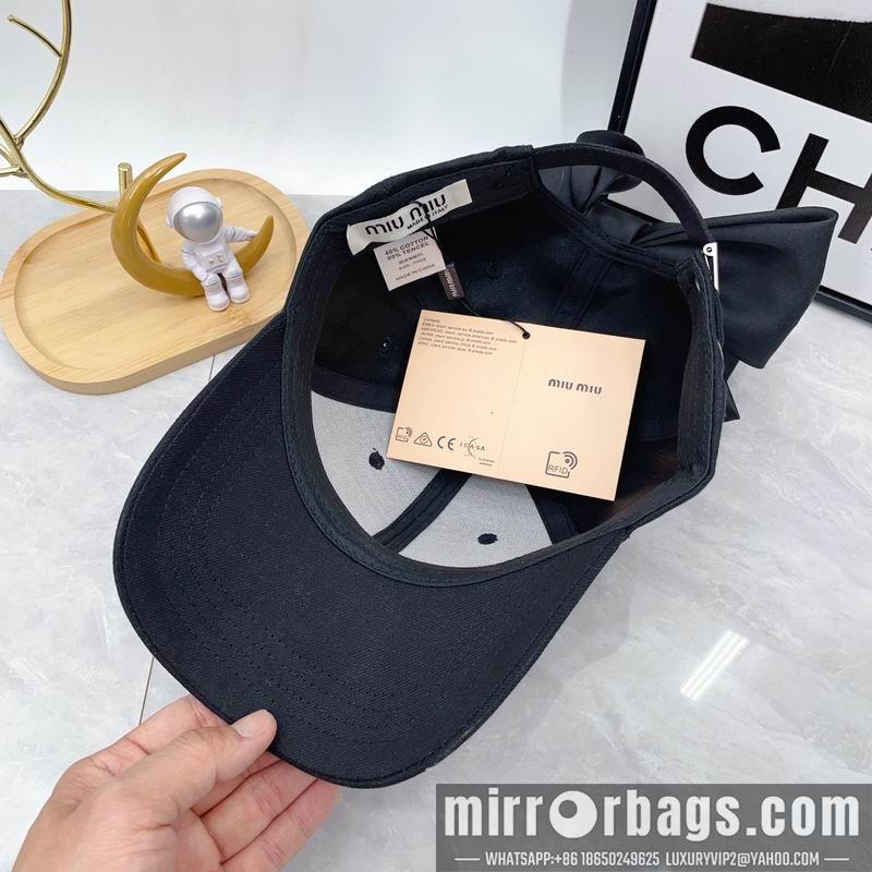 Miumiu Hat dx08