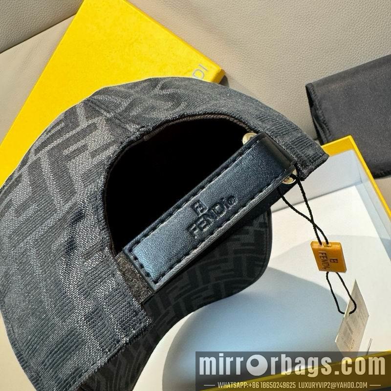 Fendi Hat dx84