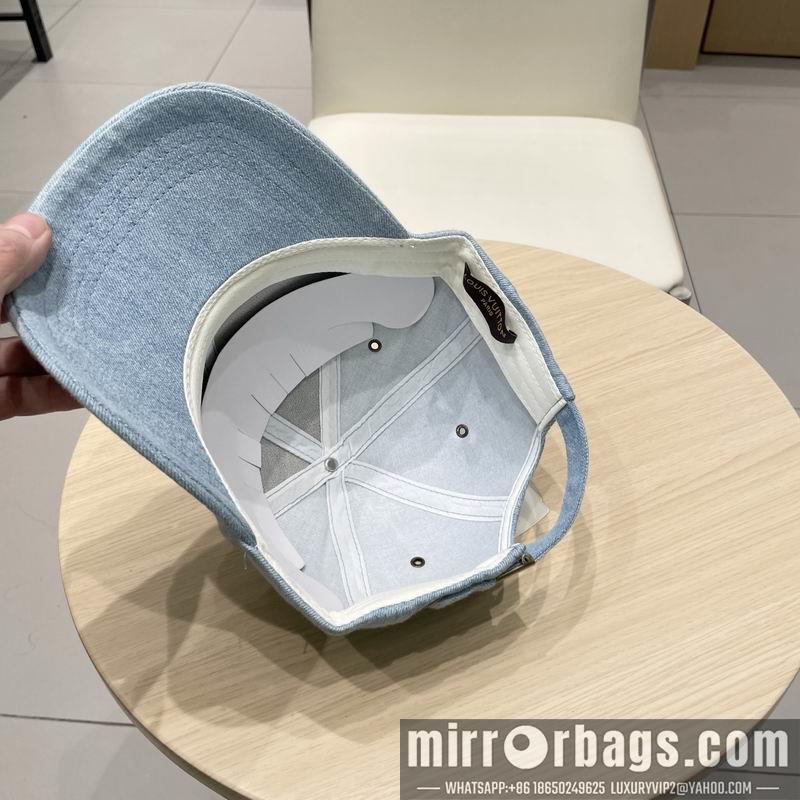 LV Hat 041403