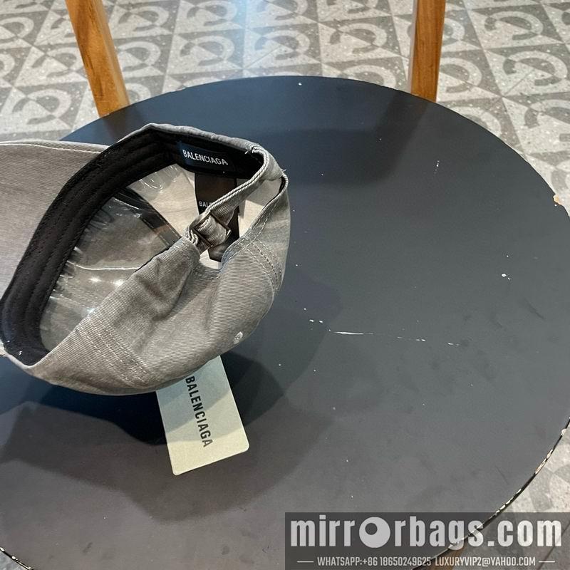 Balenciaga Hat 072303