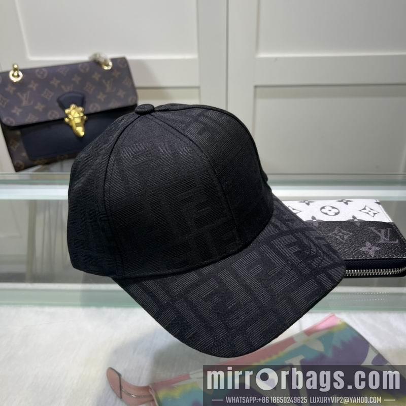 Fendi Hat dx63