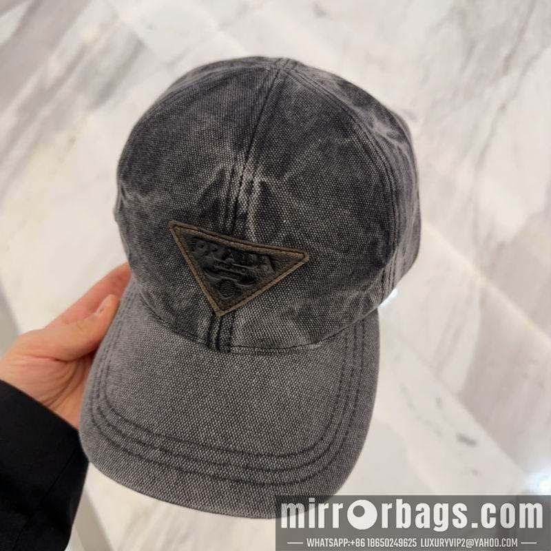 Prada Hat dx23