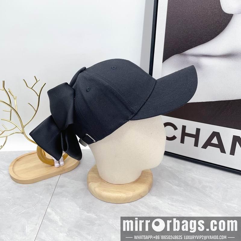 Miumiu Hat dx08