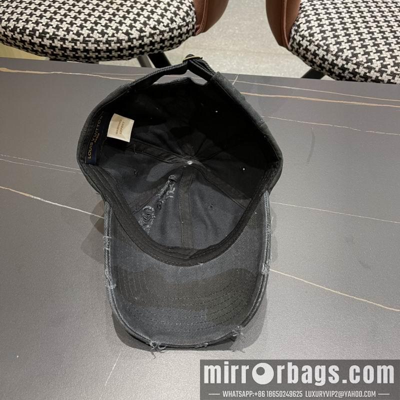 LV Hat 072205