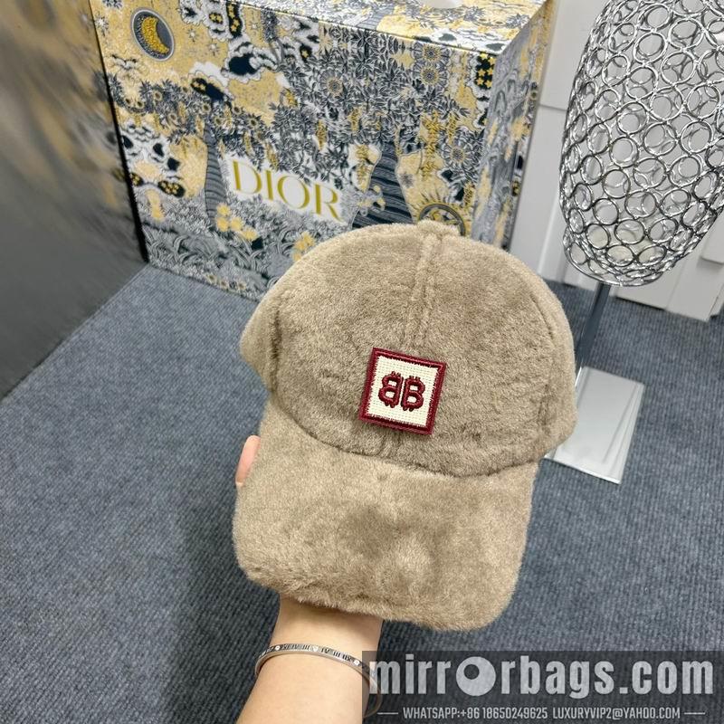 Balenciaga Hat dx87