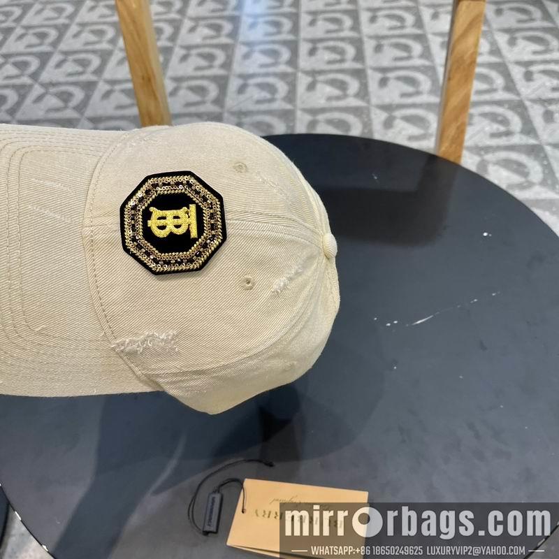 Burberry Hat 041701