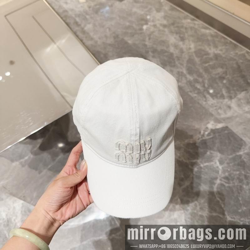 Miumiu Hat dx67