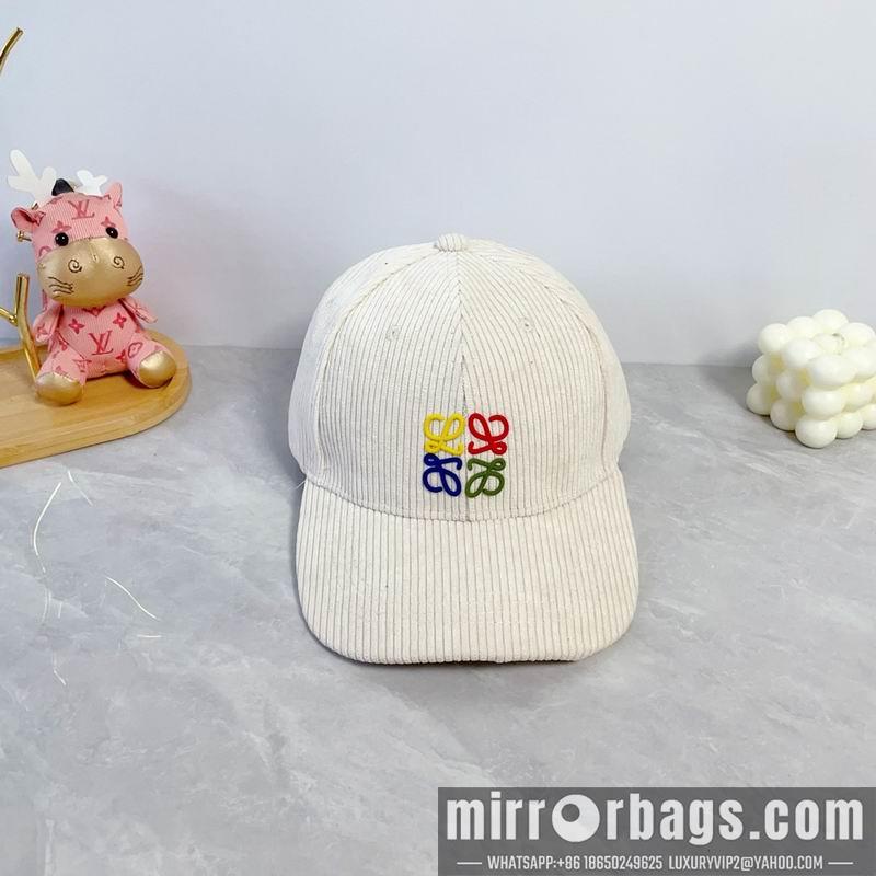 Loewe Hat dx15