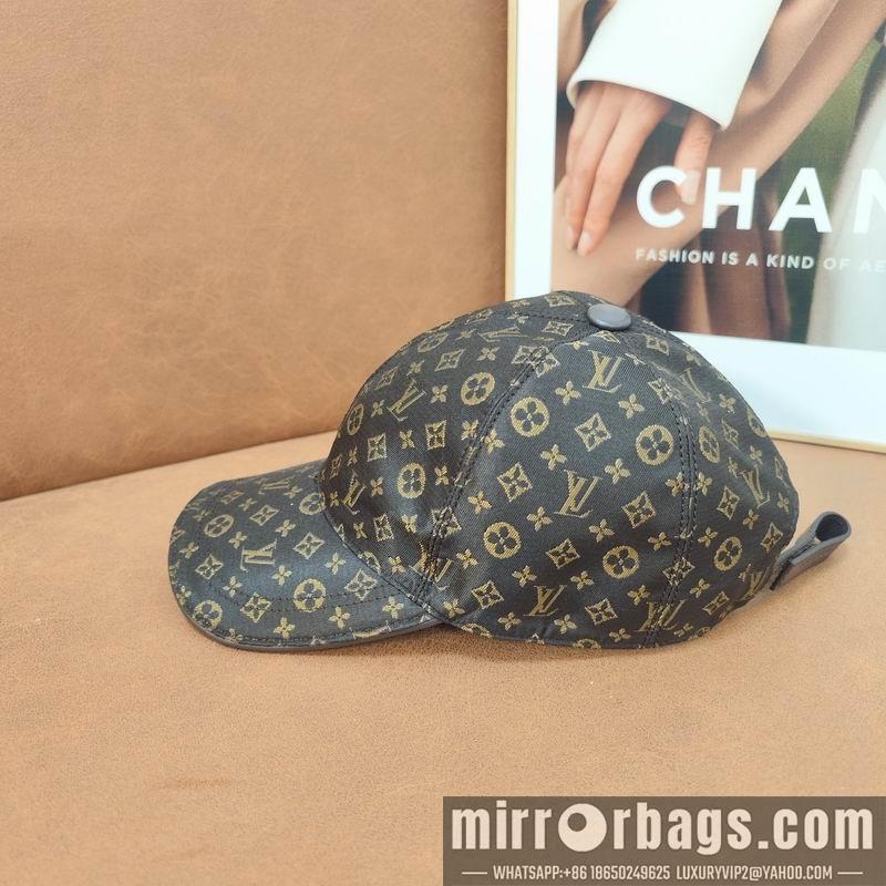 LV Hat dx79