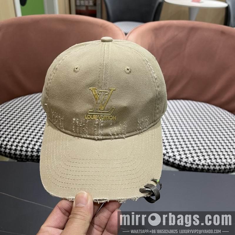 LV Hat 040206