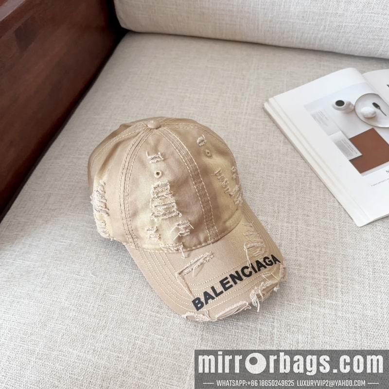 Balenciaga Hat dx105