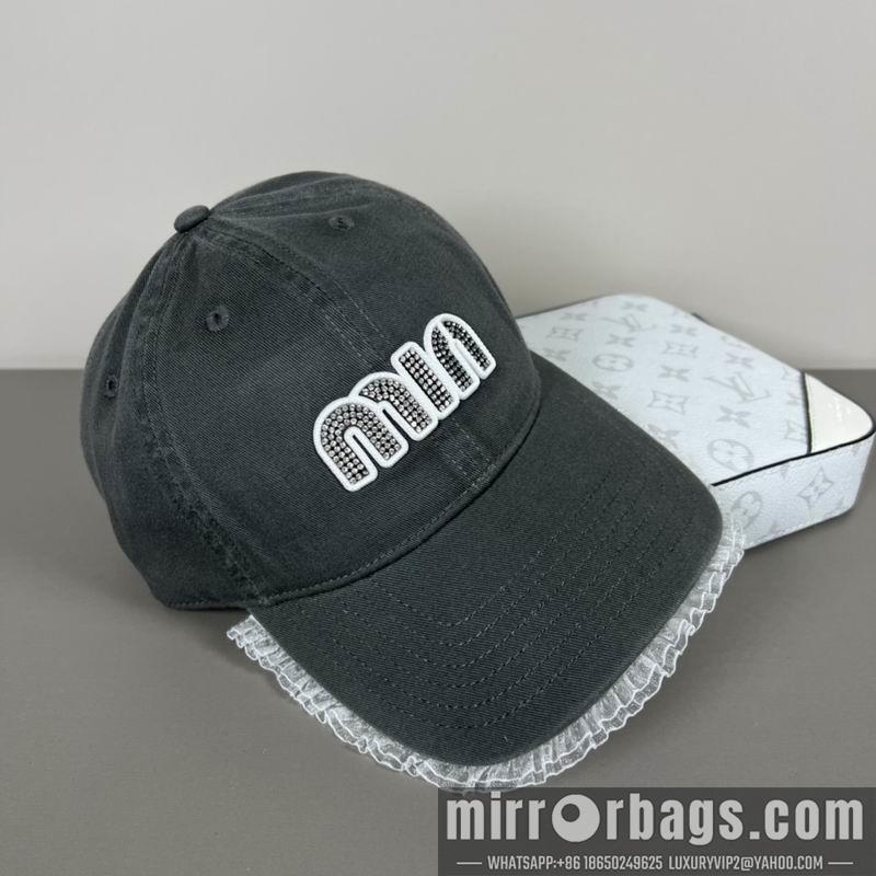 Miumiu Hat dx14