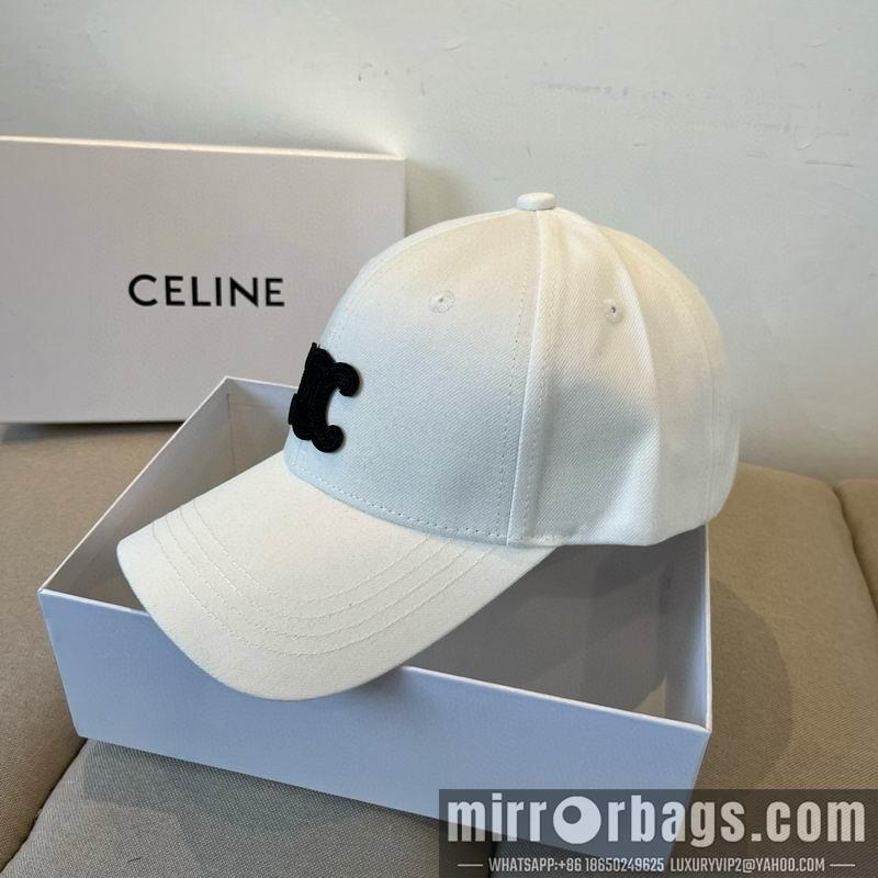 Celine Hat dx43